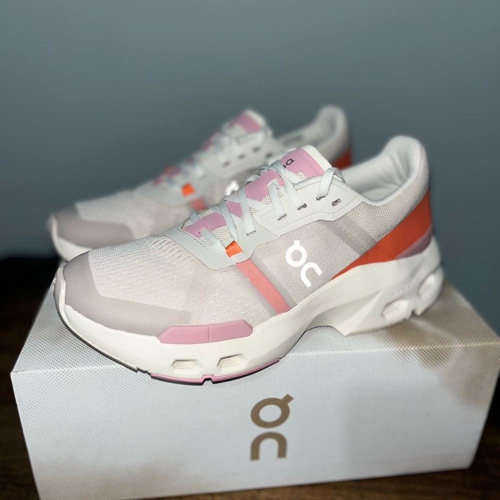 On Cloud Pulse women’s shoes -  Size 7 ****NEW IN BOX***